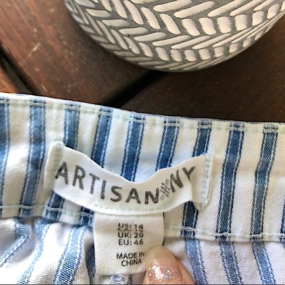 Artisan NY Women’s Sailor Shorts - Size 16 - Picture 3 of 3
